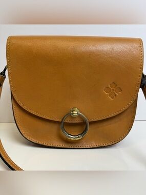 Patricia Nash Bettina Crossbody Saddle bag Purse Leather Brown Tan Gold Logo